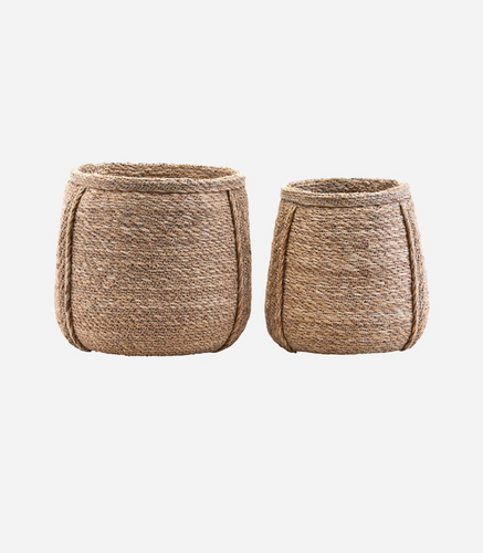 Seagrass baskets set of 2.