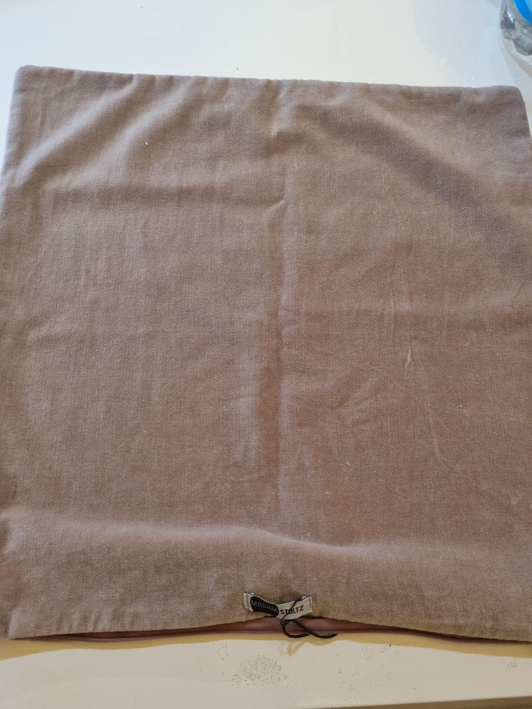 Madam stoltz cushion cover