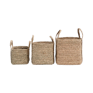 Square natural seagrass basket