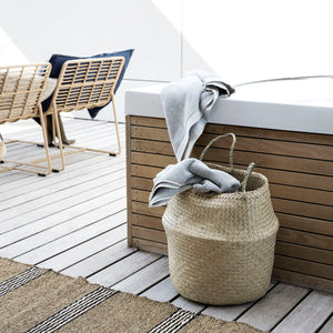 Natural seagrass 'Belly' basket