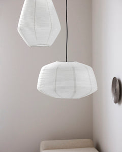 White 'bidar' paper lampshade