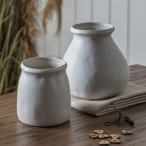 Cream stoneware tahara vase