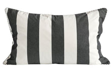 Load image into Gallery viewer, Black and white linen striped cushion cover 50x75