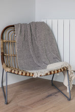 Load image into Gallery viewer, Natural and black fringed blanket 130x160