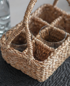 Seagrass braided glass carrier