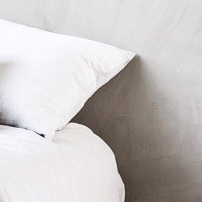 White linen cushion 60x60