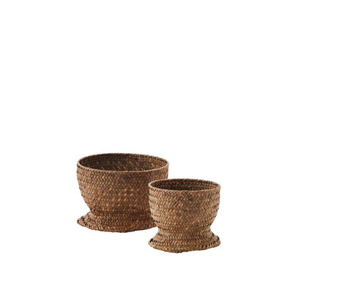 Natural round grass baskets with stand set of 2